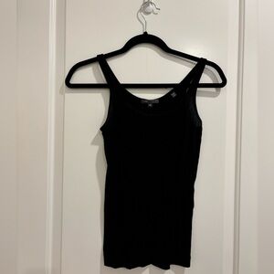 VINCE Scoop Neck Black Tank